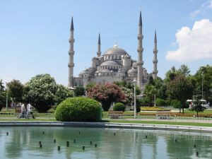 Туризмът в Турция изстреля икономиката на страната до върха