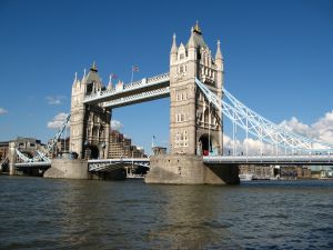 Очакват френетичен сезон за луксозните имоти в Лондон